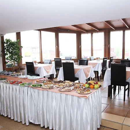 Mevlana Hotel 4*