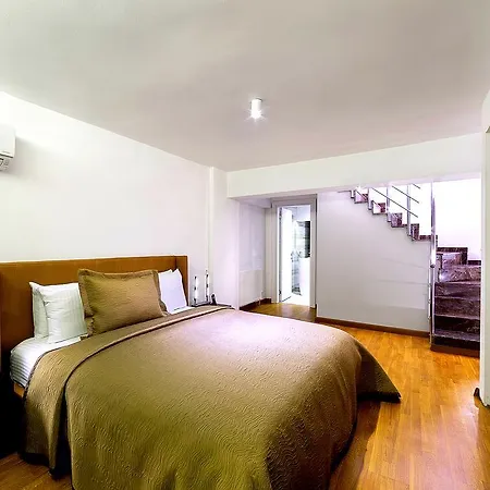 Hotel The Place By Cey