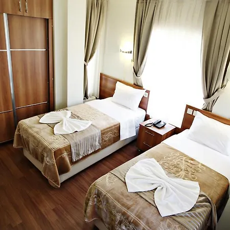 Hotel Taksim Palace 2*