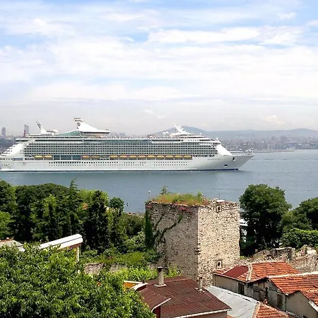 Emre Hotel 2*
