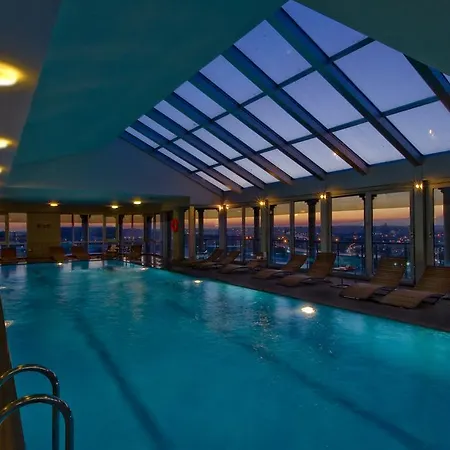Hotel Wow