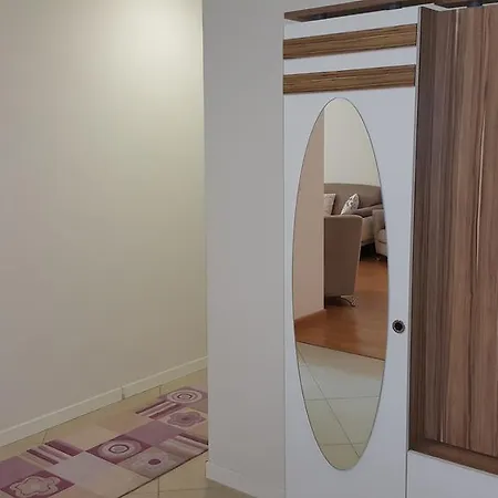 Akbati Akkoza Apartment