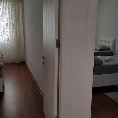 Akbati Akkoza *