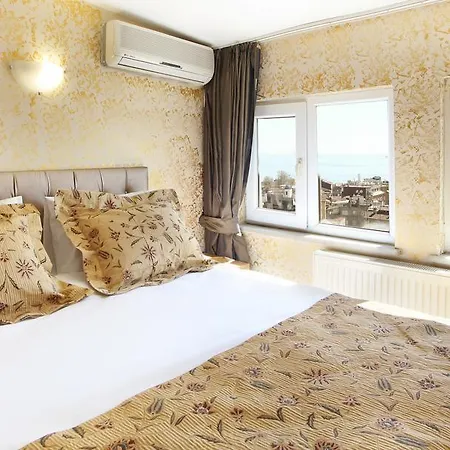 Theodian Hotel 3*