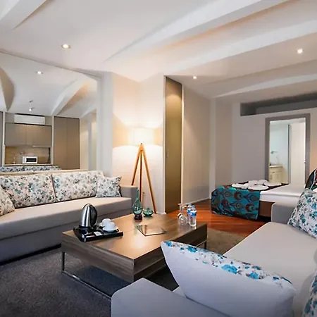 Aparthotel Pera 3*