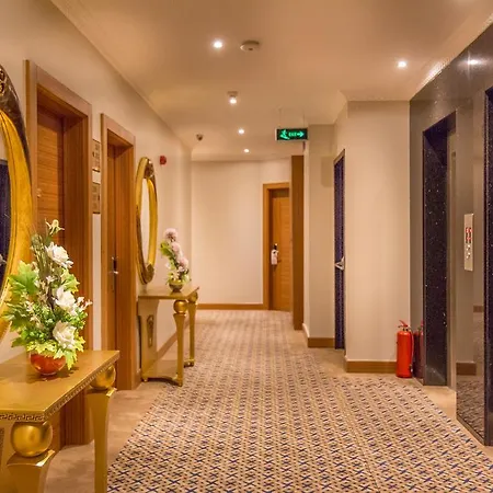 Grand Rosa Hotel