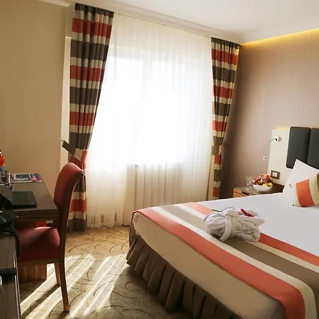 Fimka Hotel 2*