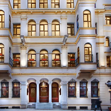Amber & Spa Hotel