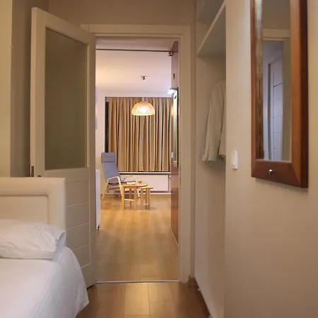 Townhouse *