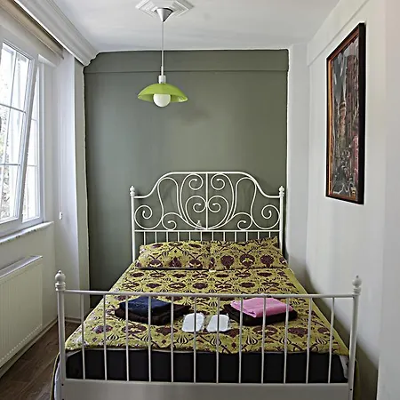 Bed & Breakfast Marbella 2*