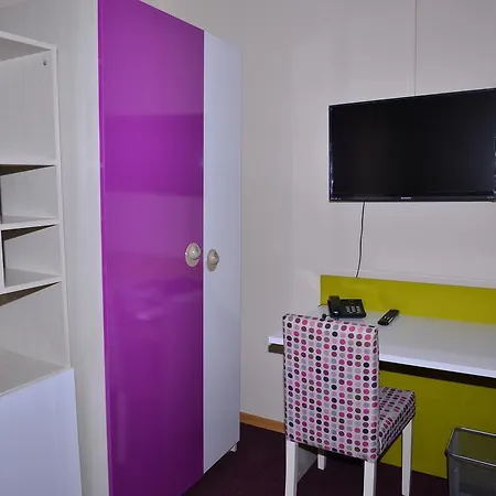Apartahotel Emsa Maltepedeki Eviniz Estambul
