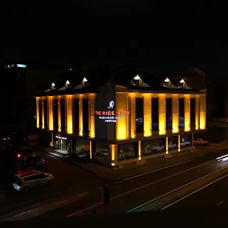 Отель The Rise Aron Business Merter