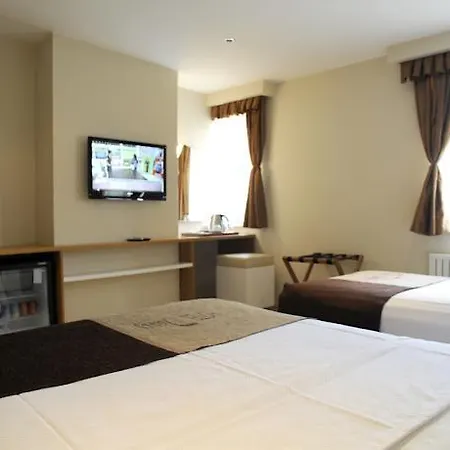 Hotel Davos 2*