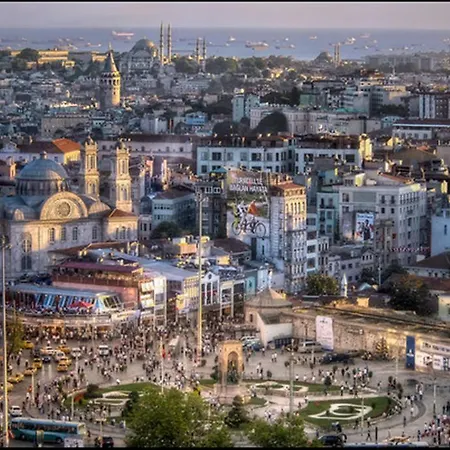 Venus Taksim 3*