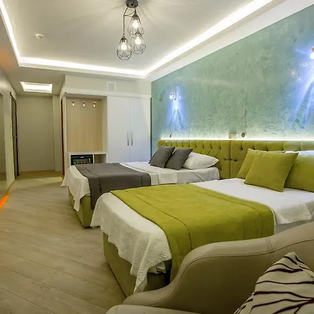 Pera Capitol Hotel