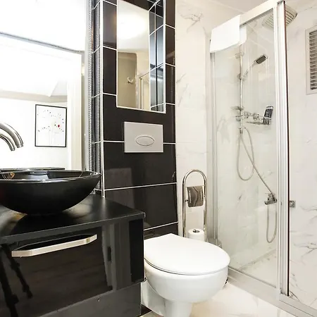 Detay Taksim Apartamento Estambul