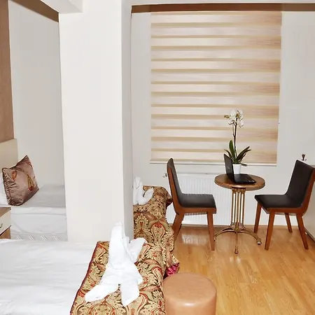 Otel Arsima 3*
