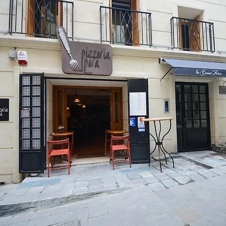 La Casa Pera Suites Aparthotel 3*