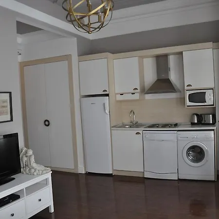 Aparthotel Miel 3*