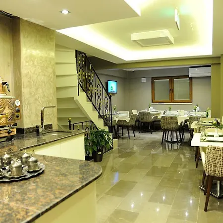 Taxim Hotel 3*