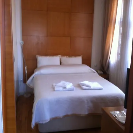 Hotel Bright 3*