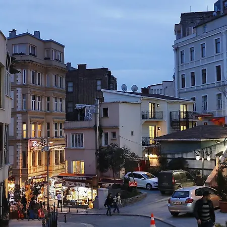 Art Nouveau Galata