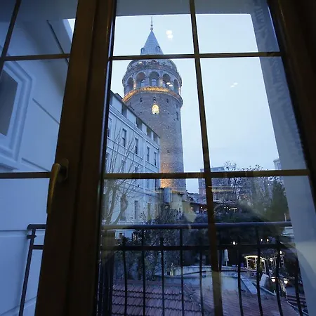 Aparthotel Art Nouveau Galata 3*