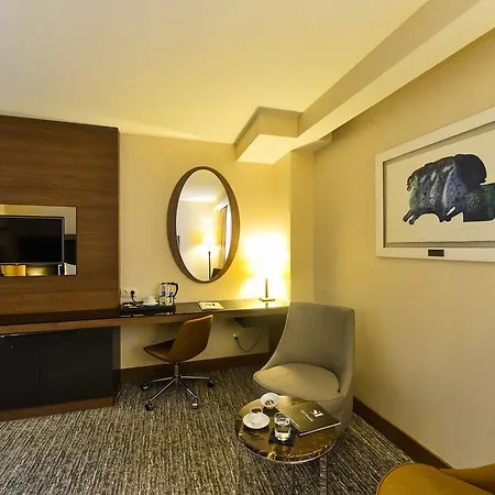 Inside Sisli