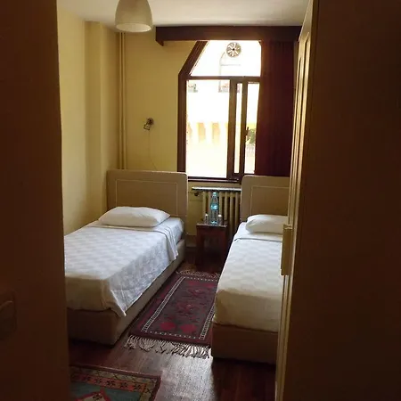 Hotel Berk - Grandma's House Istanbul