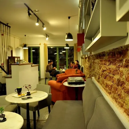 بيت شباب Bella Vista *