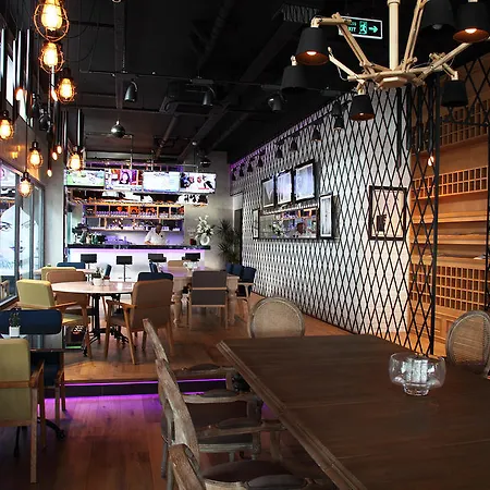 Hotel Tuzla Town 3*