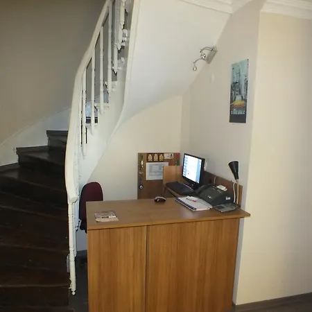 Hotel City Plus Butik 3*