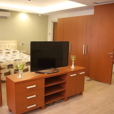 Apartment Honey House *