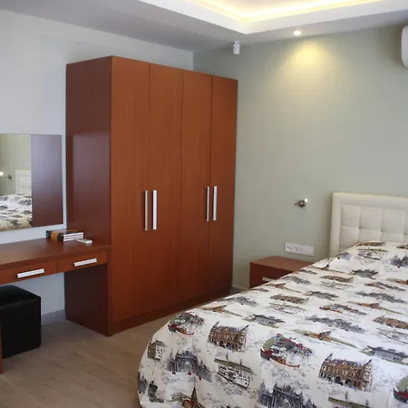 Apartment Honey House *