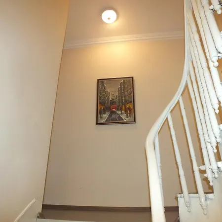 Hotel City Plus Butik 3*