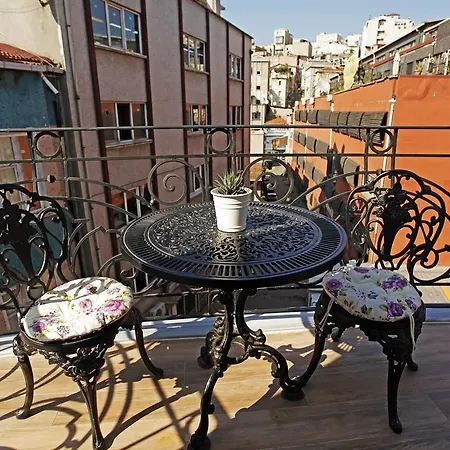 Апарт-отель The White Swan Beyoglu Стамбул