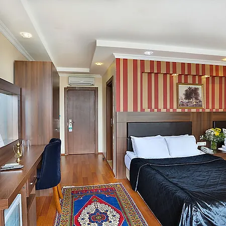 Hotel The