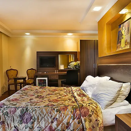 Hotel The