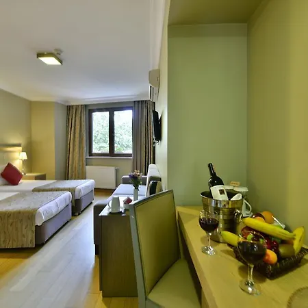 Hotel Agora Life - Special Class 4*