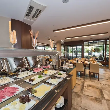 Hotel Boursier 1 & Istambul