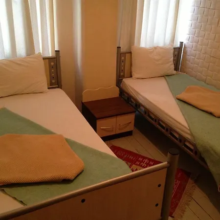 Hostel Levanten