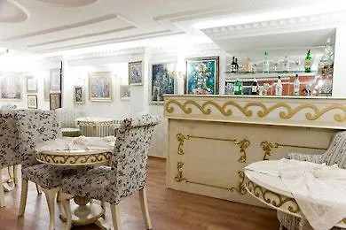Romantic Mansion
