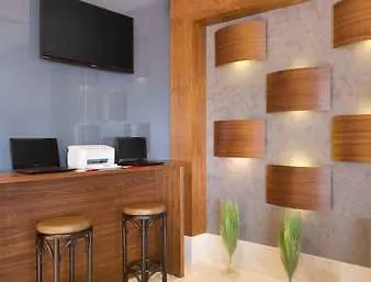 Hotel Ramada By Wyndham Florya