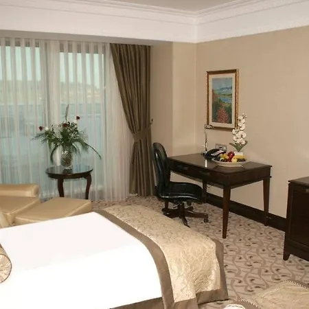Otel Crowne Plaza Asia, An Ihg 5*