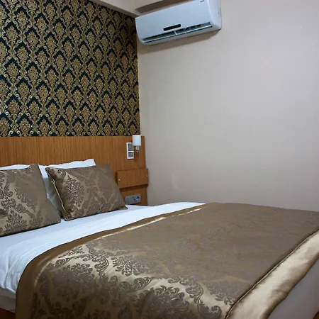 Hotel Central 2*