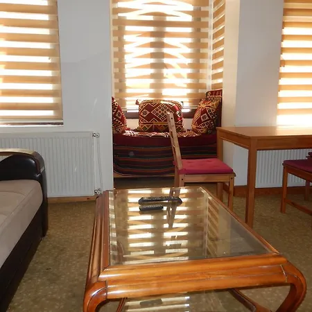 Apartment Sunflower Istanbul