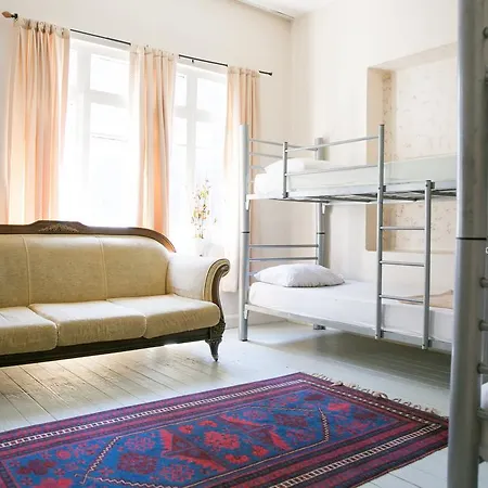 Hostel Levanten *