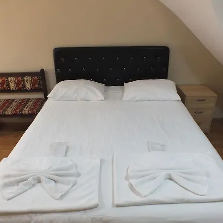 Hotel Pink Taksim *