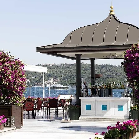 מלון Four Seasons At The Bosphorus 5*