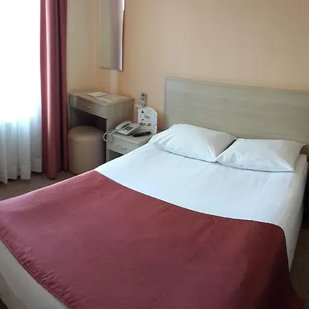 Hotel Payidar 2*